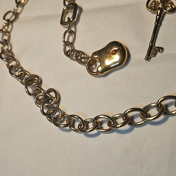 Fancy Gold Chain Belt with Key and Lock Charm - Picture 4 of 6